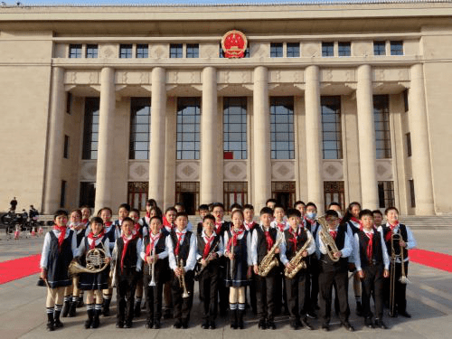 河东区实验小学学生志愿服务队参加天津市抗击新冠肺炎疫情表彰大会