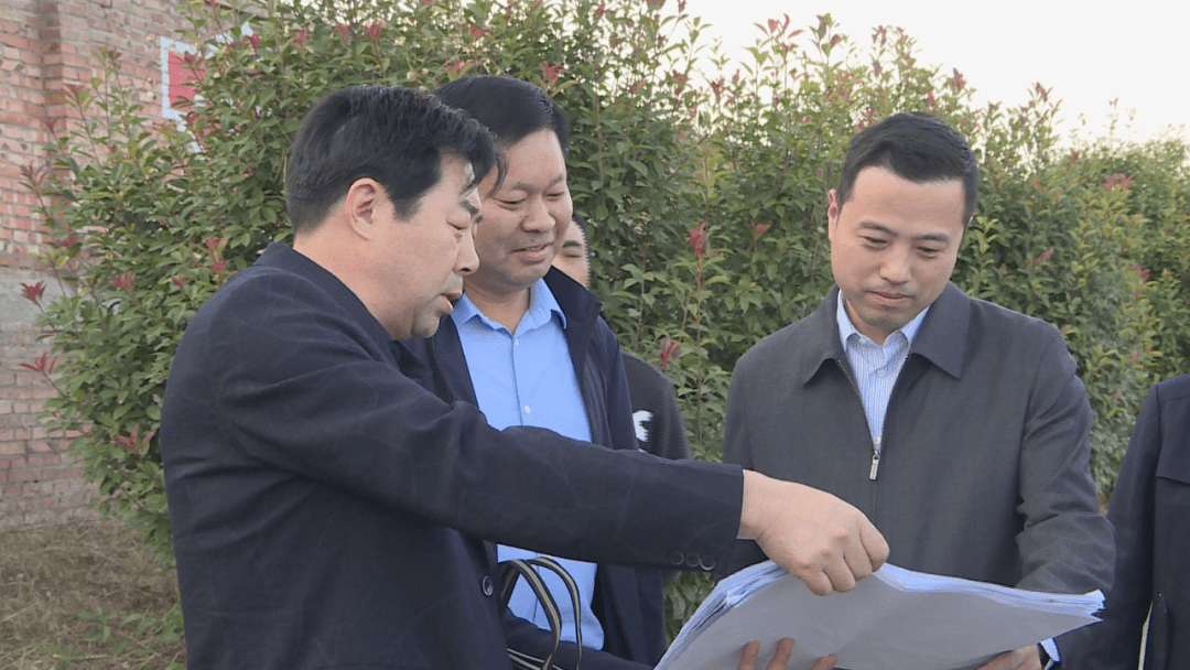 省供销社理事会副会长张留根莅临我县调研供销综合改革工作