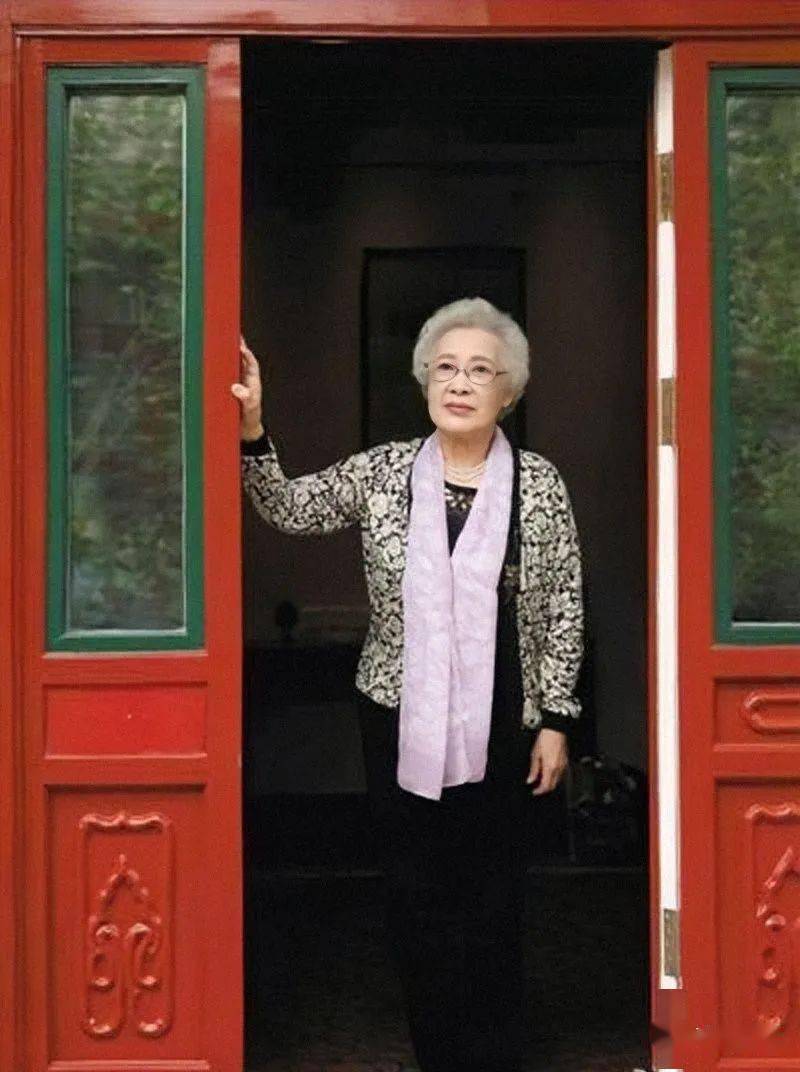 秦怡把优雅进行到底的女人