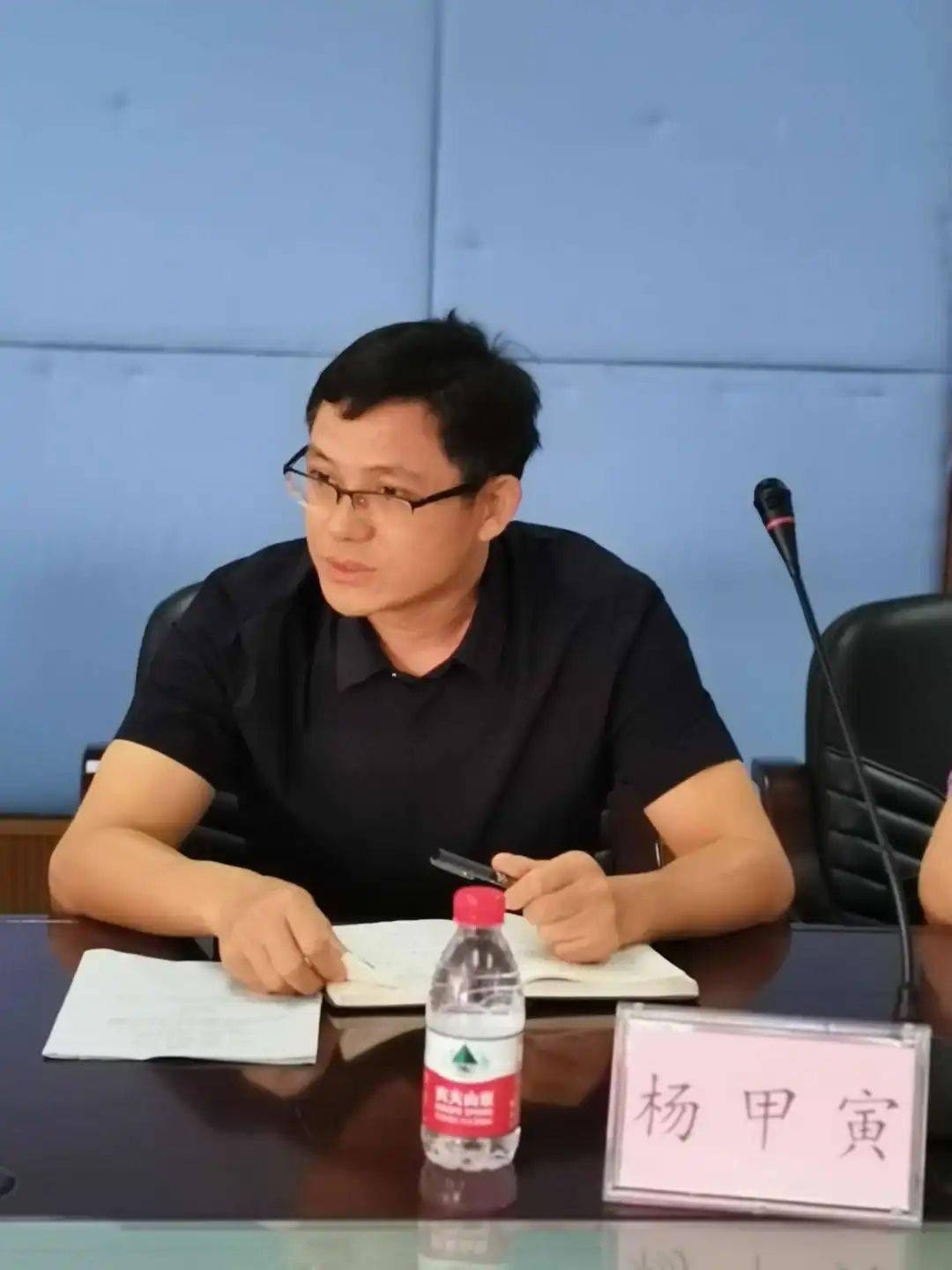 张树锋副主任认为,禺山师生精神饱满状态好,课堂有