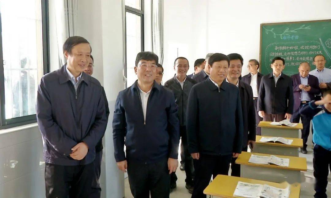 昨天,这些人直奔竹溪,为的就是这"四个字"!
