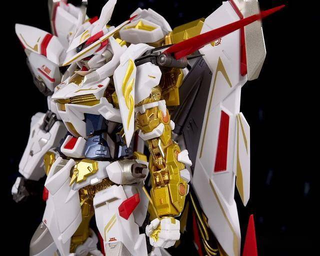 模玩测评mb金异端天哈娜ver华日站评测