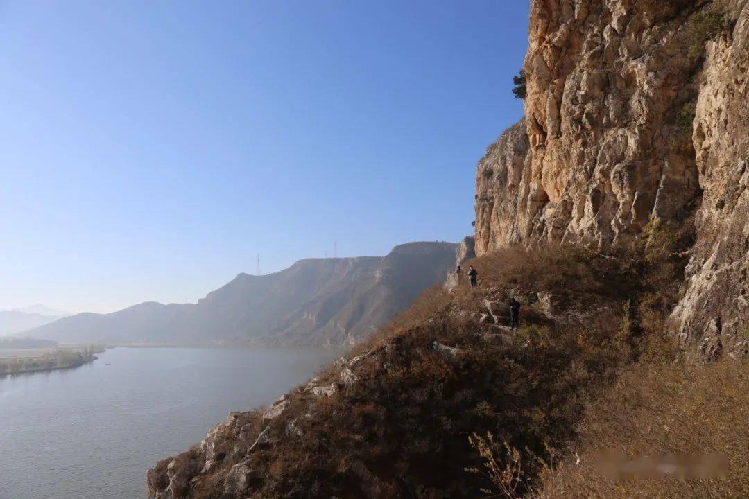 探密全国重点文物保护单位喀左鸽子洞遗址