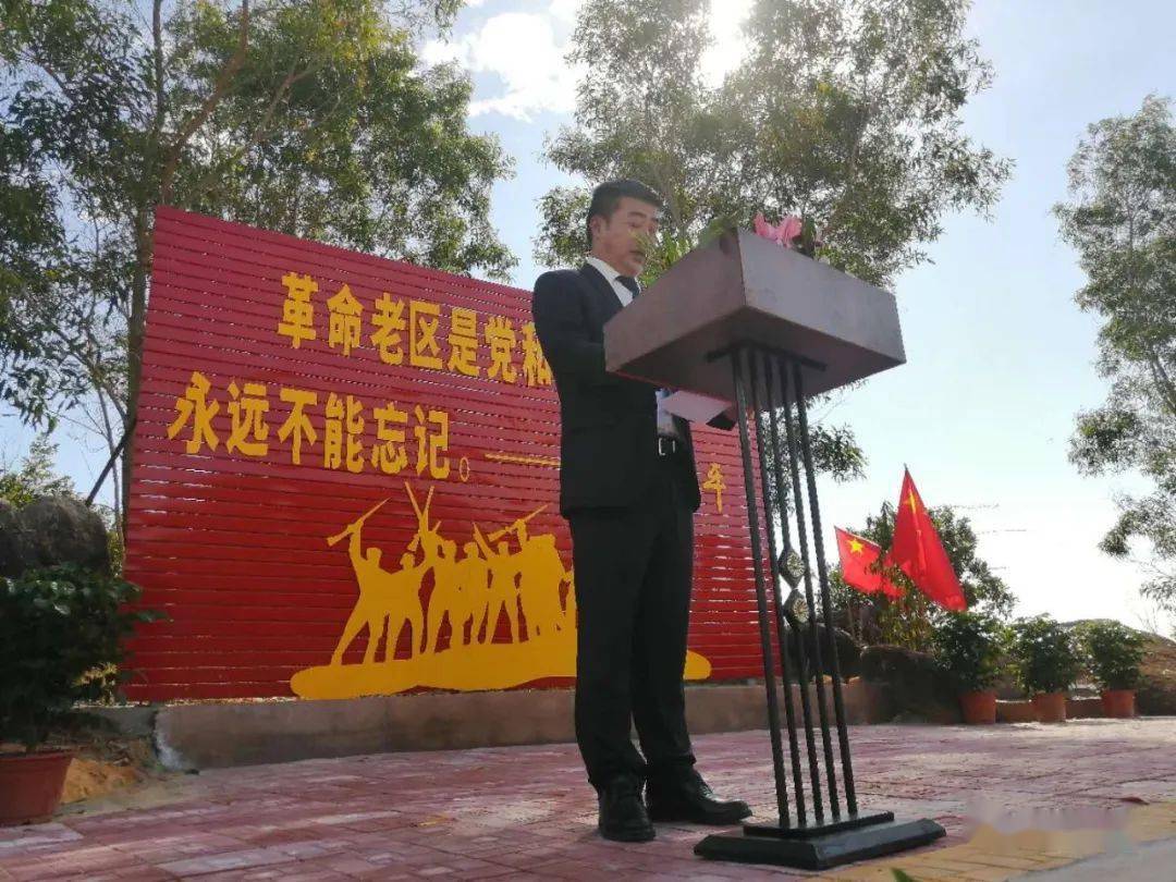 4, 陆丰市委常委,碣石镇党委书记方炳烙讲话5,参加活动人员6,揭彩仪式