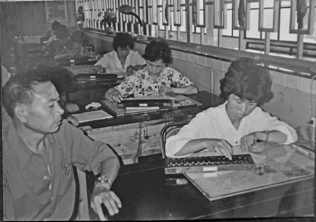 重阳节致敬亲爱的老农信