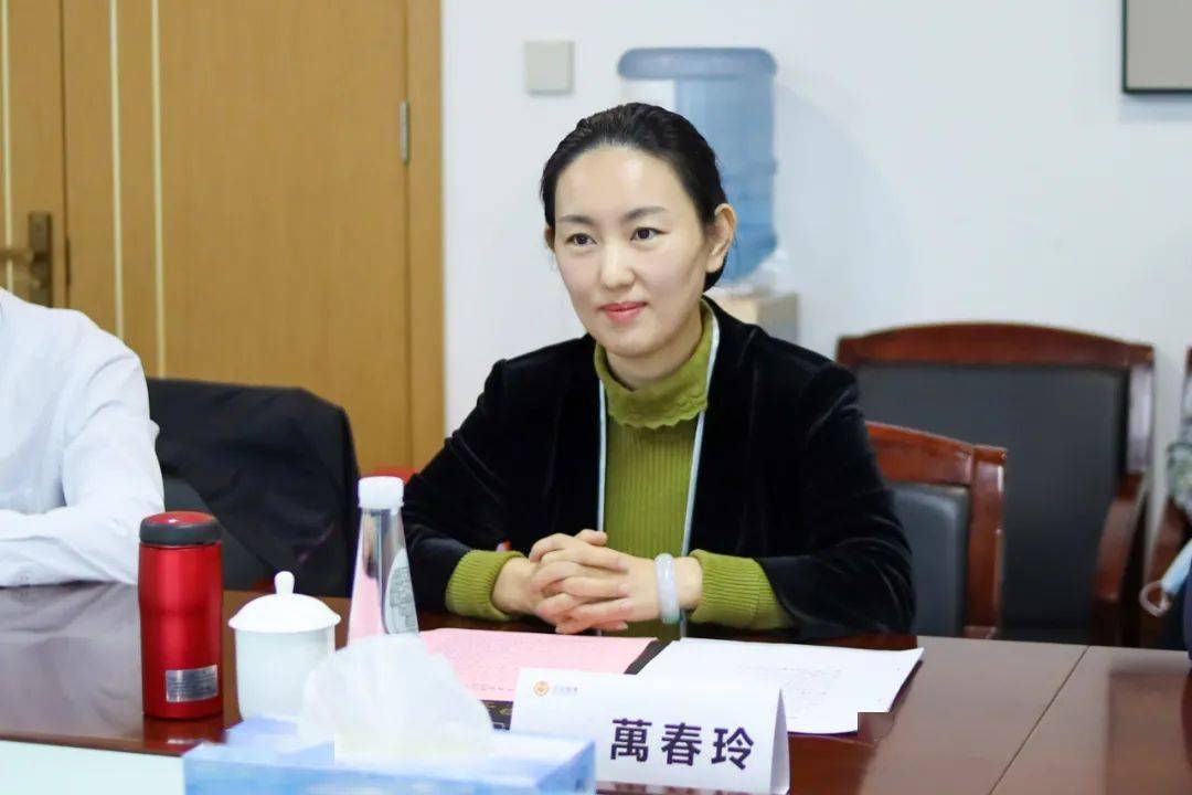 联合会会长万春玲,常务副会长兼秘书长张玲玲,监事长刘连成及各副会长