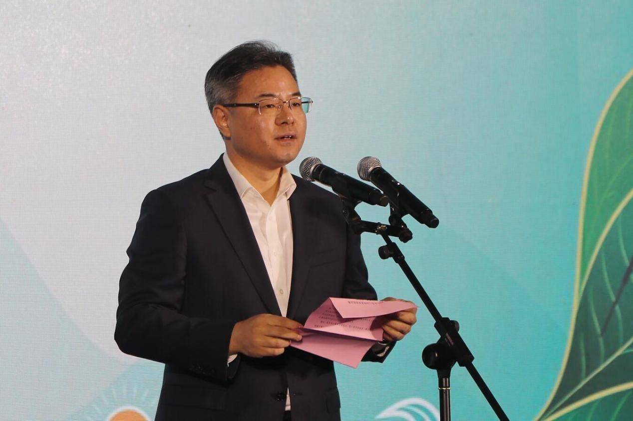 太华镇党委书记 江峰太华镇党委书记江峰代表太华镇党委,政府对为此次