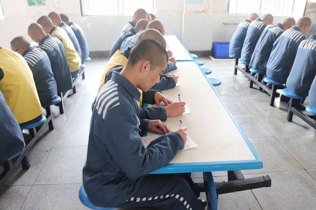 四川监狱教育改造出实招铺就回归新生路