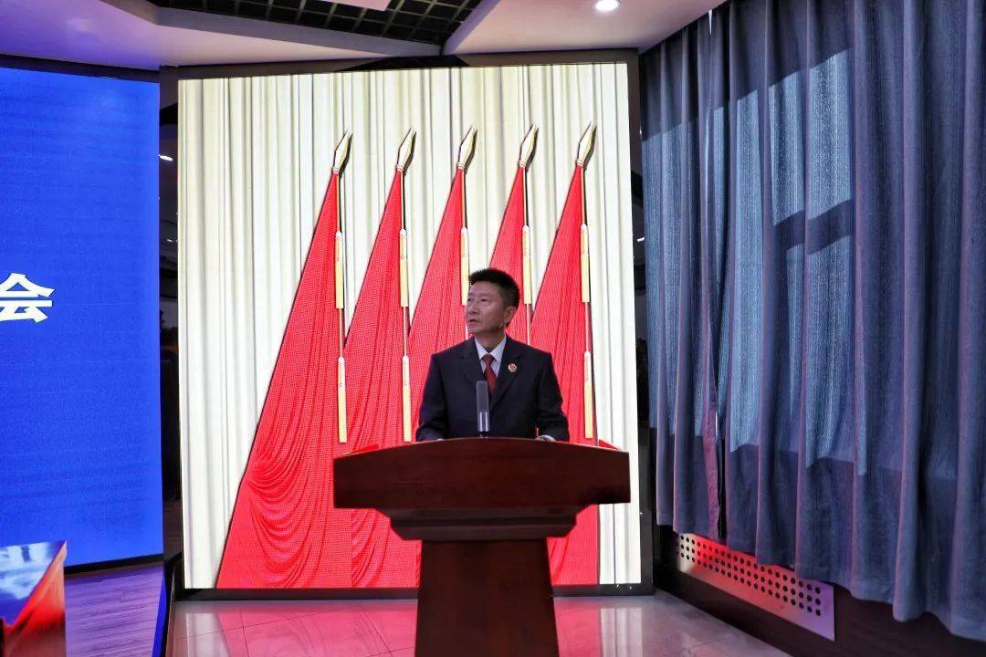 现场会上,左云县委书记尹海斌致欢迎辞;与会人员观看了左云县院拍摄的