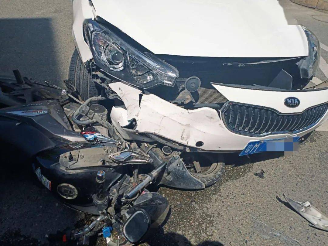 205国道蕉城东山段的这场车祸是如何发生