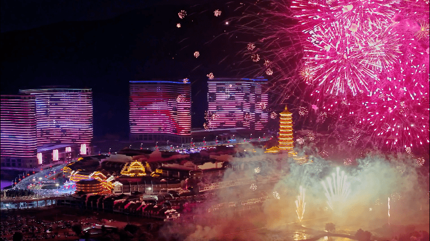 烟花大会下次见水舞秀烟花秀天天见