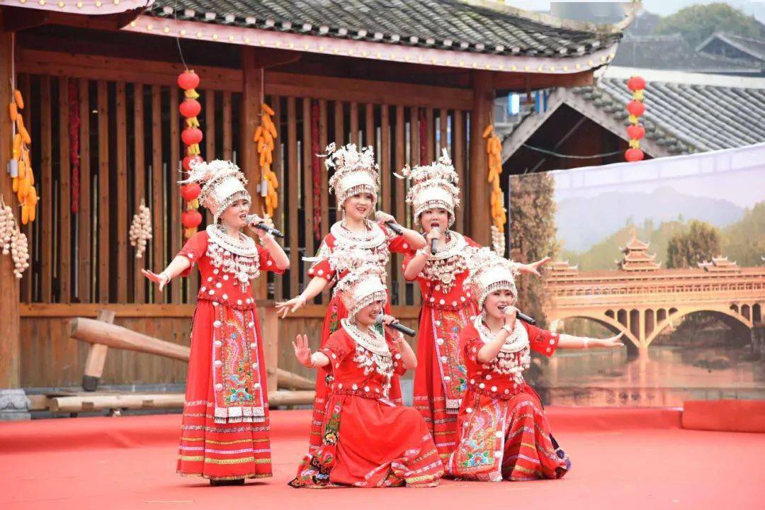 第二十三届湖南南山六月六山歌节开幕