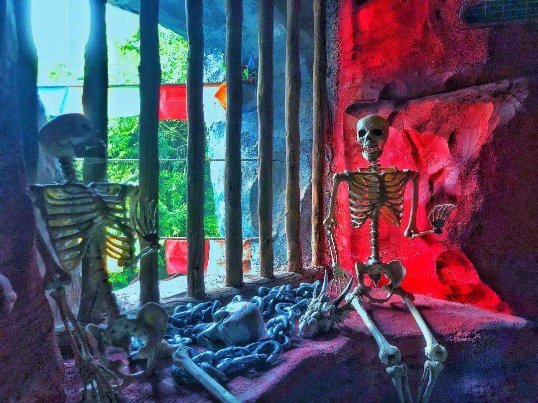 前方高能全新鬼屋寻龙洞开放快来体验沉浸式高科技探险吧