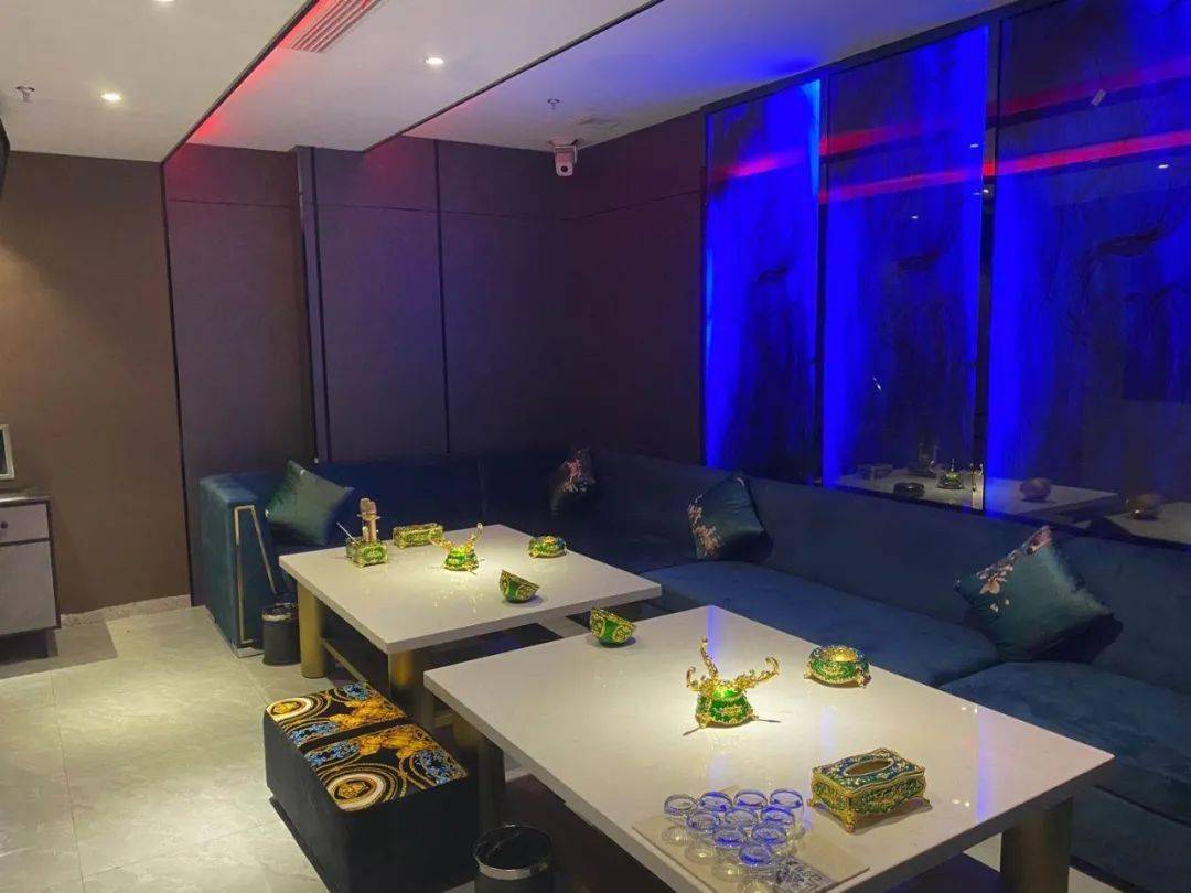 这家ktv入住钱库了让你嗨唱到爆