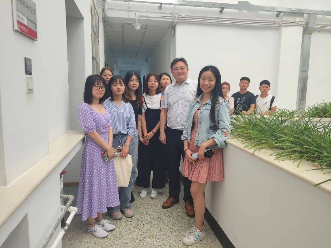 楼 b座410成员名单:王雪 宋艳珂 辛文卓 张鑫倩 吴抒悦 陆文懿 陈春茂