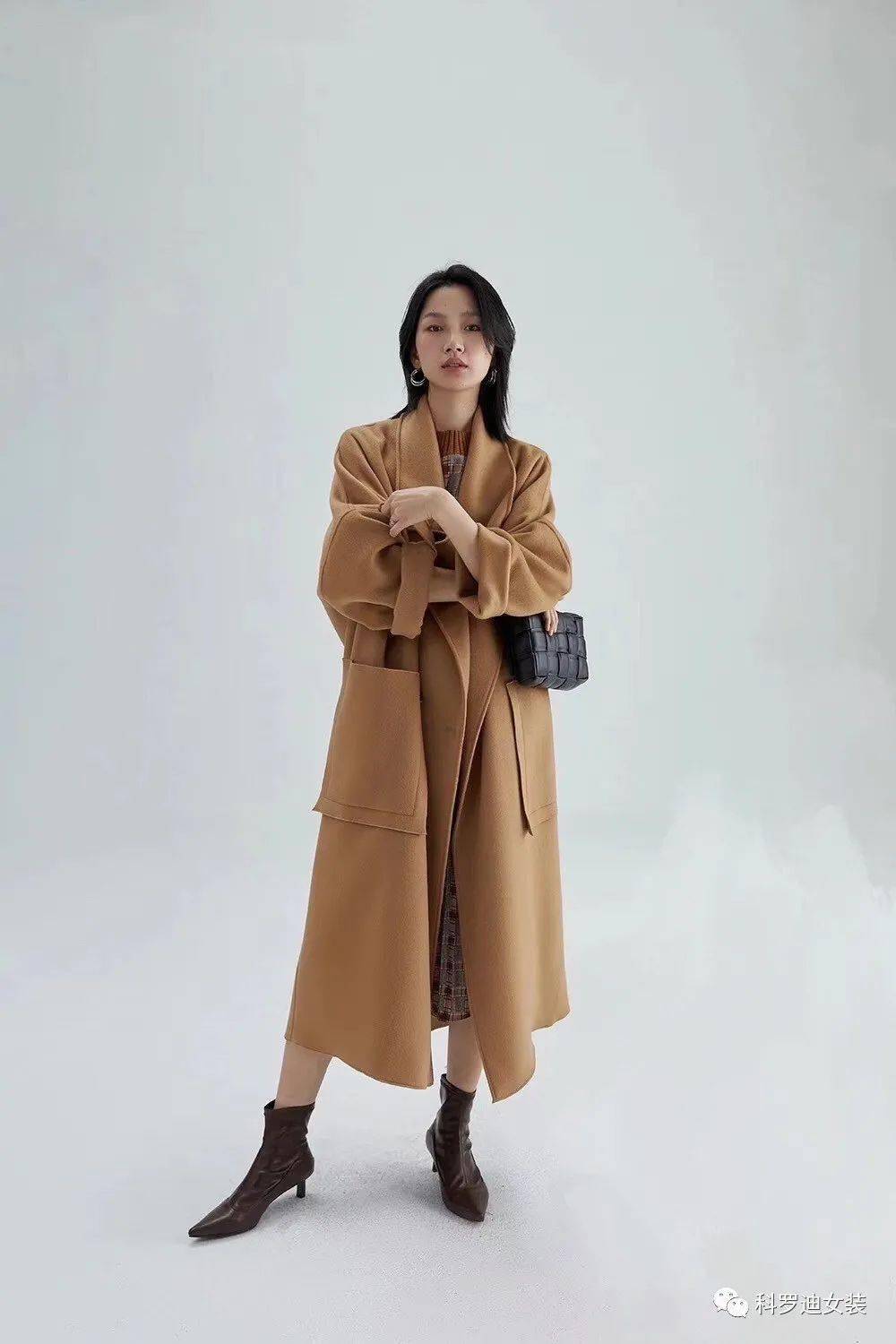 科罗迪2020秋冬女装大衣