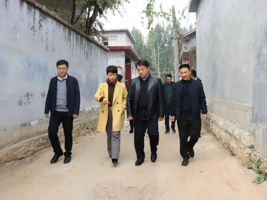 江苏团省委来我县调研"希望小屋"项目