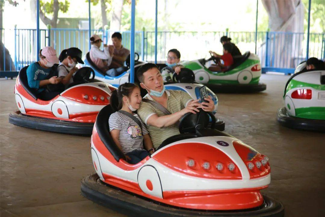 "阿熊乐园"满月啦!地铁2号,3号线打卡更方便!