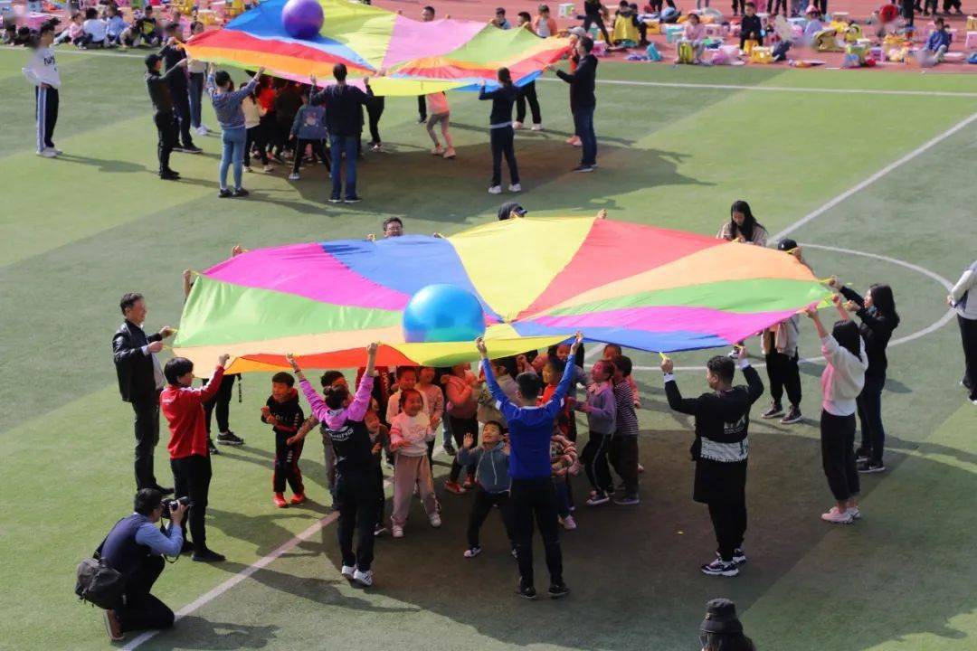 校区风景线超燃现场小水滴们太会玩了盐城市串场河小学第四届秋季趣味