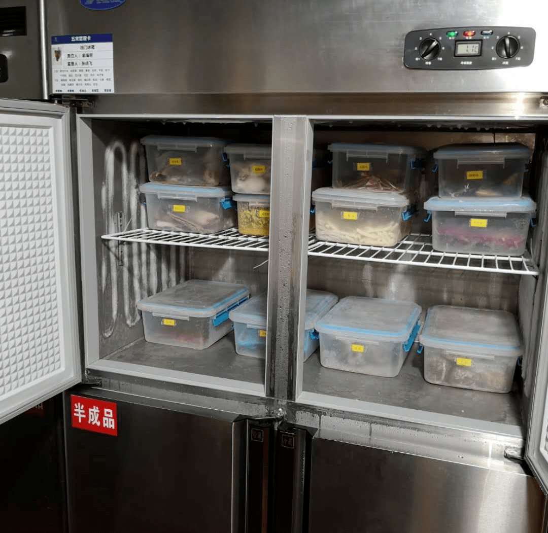 厨房冰箱五常标准图图片