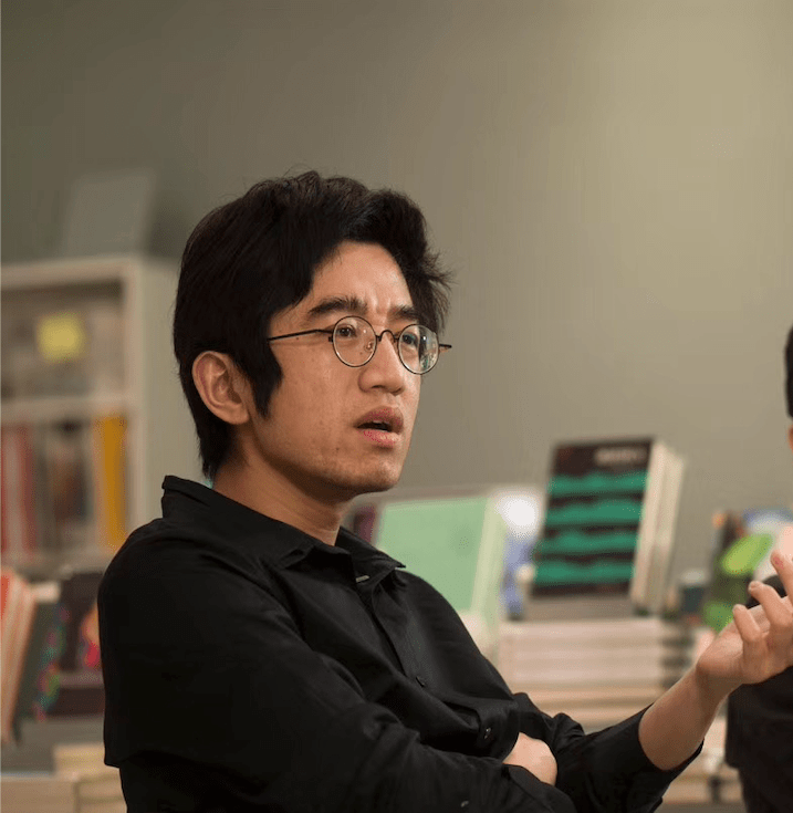 郑奋马赛克书店ceo,选书师林培源青年作家,清华大学文学博士,美国杜克