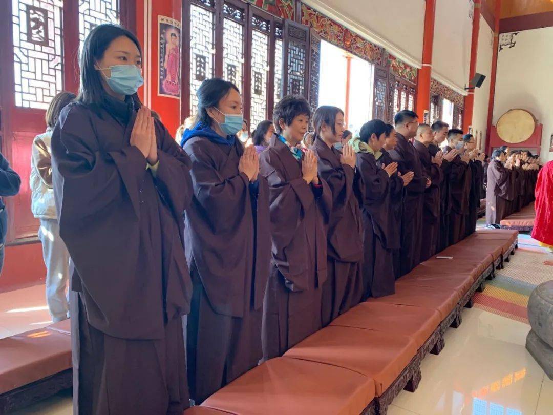 宏觉动态观音菩萨出家殊胜日皈依法会圆满