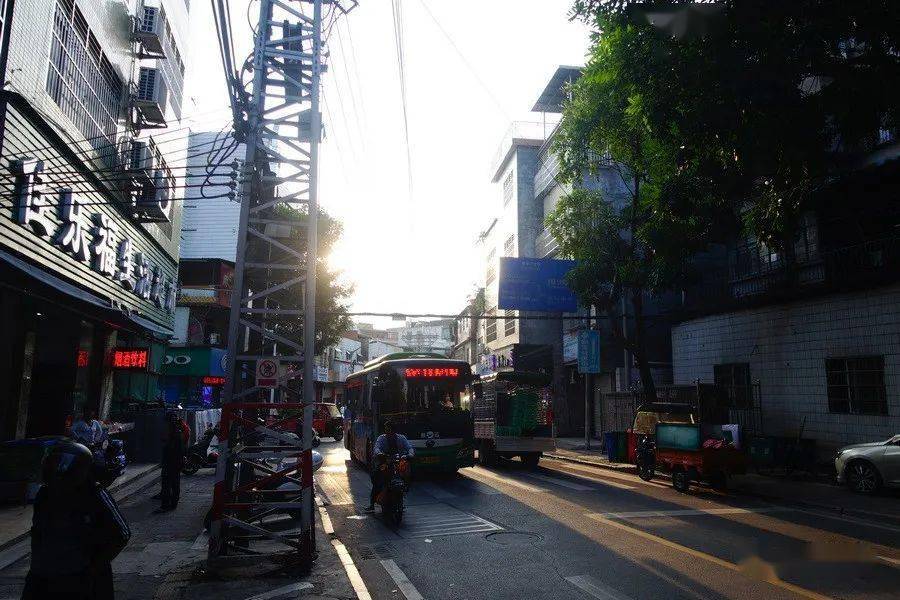 新江路:荒野之地的人间生长_河源