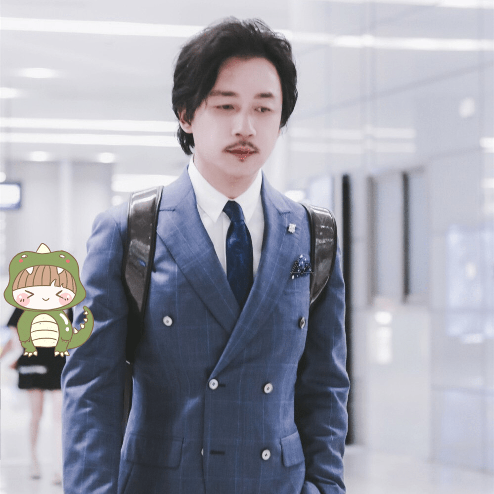 微信头像潘粤明