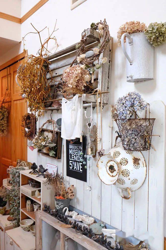 杂货铺店主绿野花园的四季记录