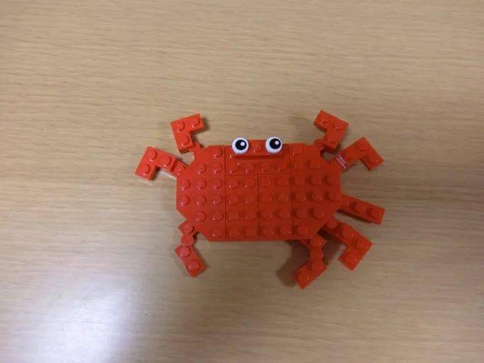 乐高还原2店长称:"能看见缺脚螃蟹的时间只有4天,期间有好多人士前来"