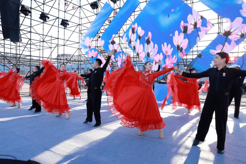 澳城舞蹈队选送节目——《格桑花开》079月,庆云县开展了第四届文化