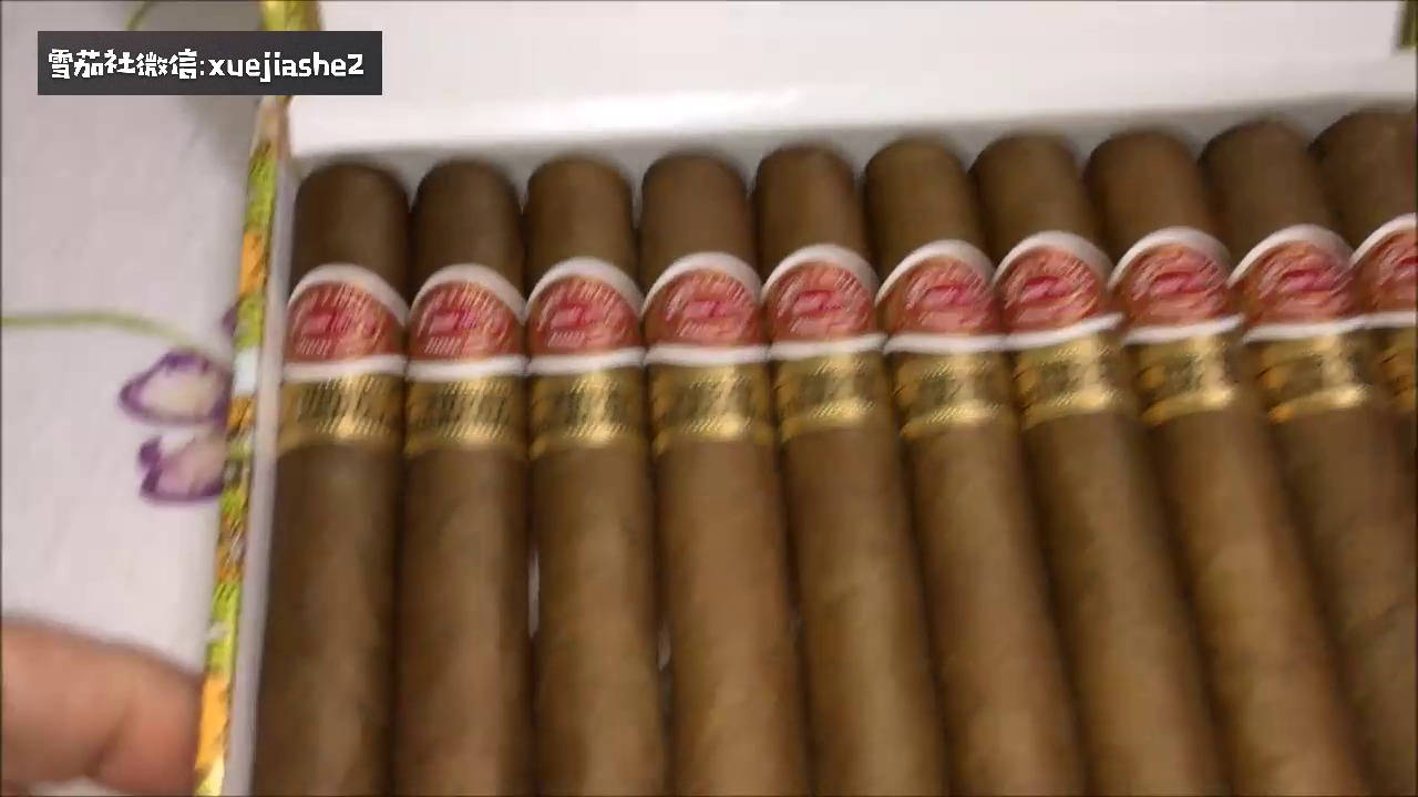 罗密欧短丘罗布图雪茄十支木盒包装