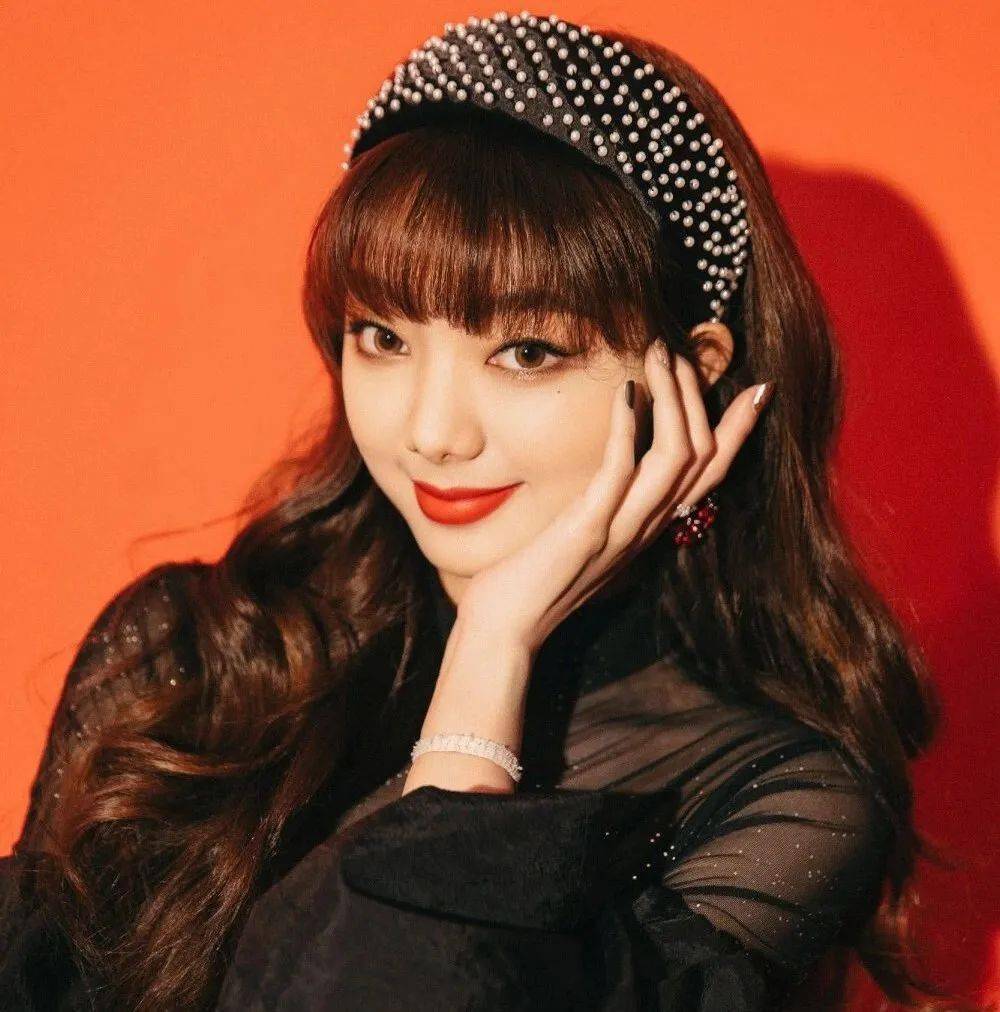 微信头像李紫婷mim