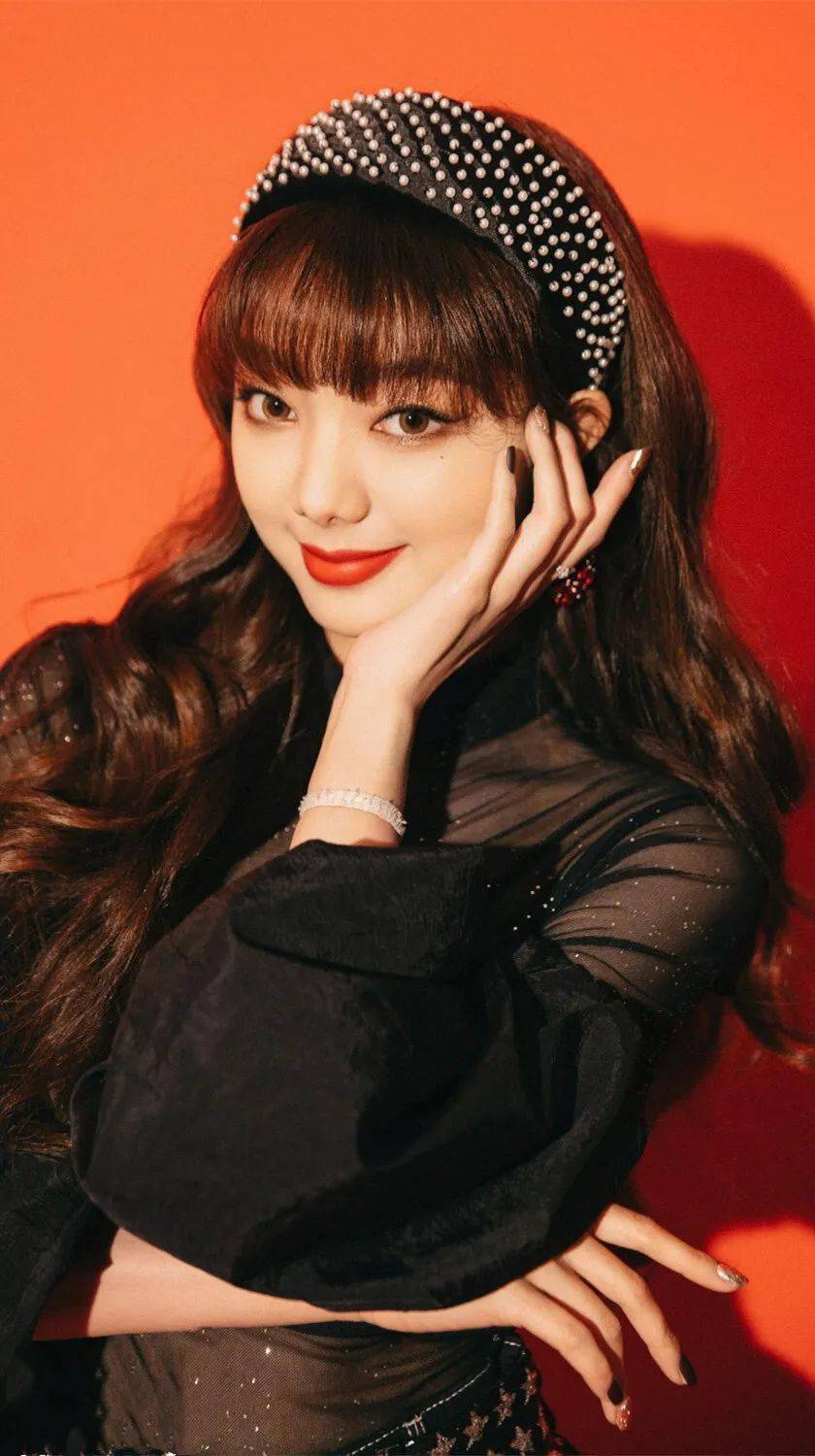 【手机壁纸】李紫婷 mim_手机搜狐网