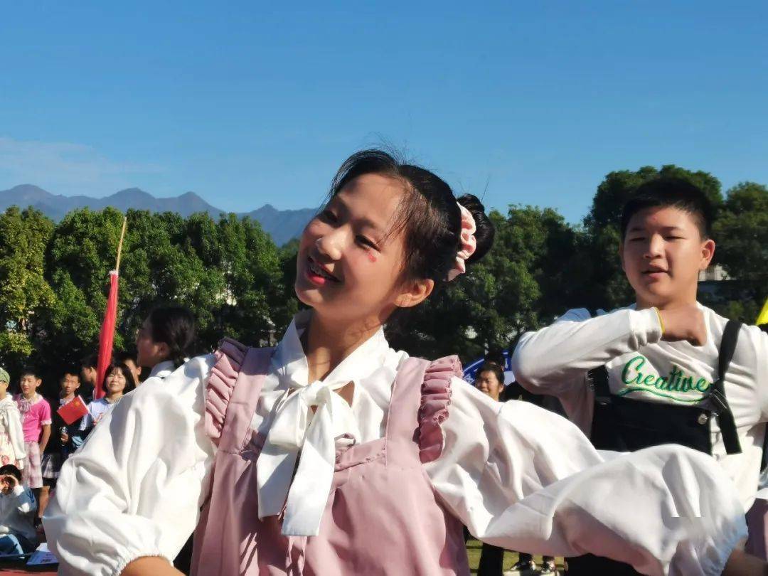 运动柯城阳光校园石梁中学你追逐阳光我追逐你