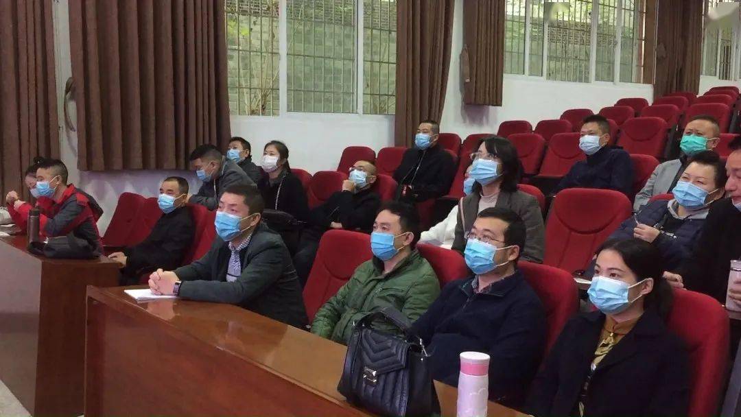 菜子发发灰灰房快来看资中人考普通话了