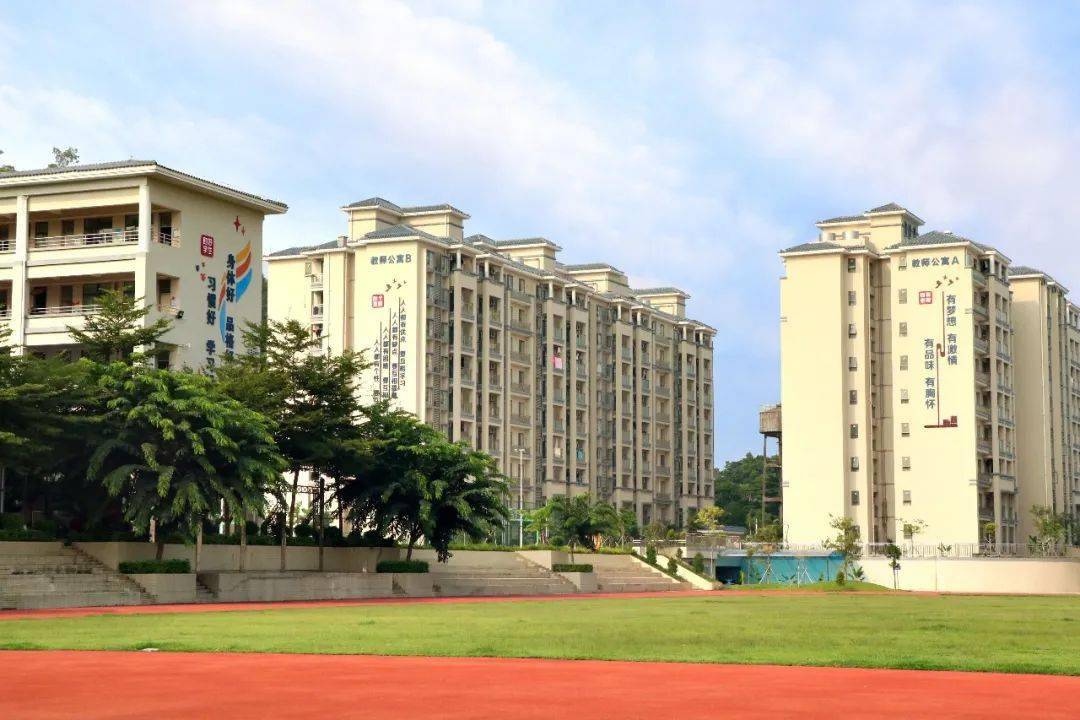 不负秋日胜景 赞赏粤华风光