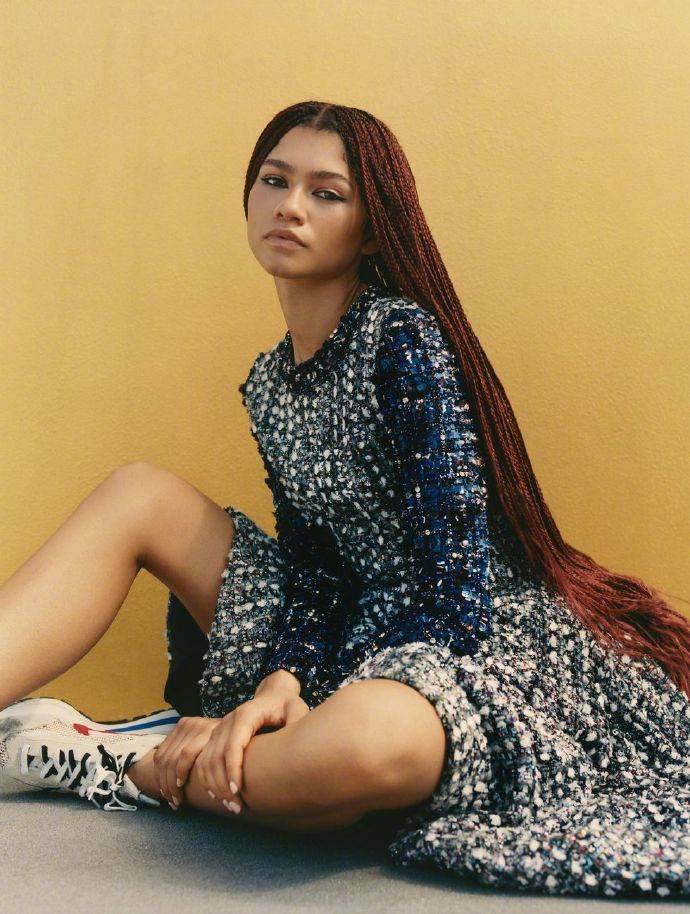 悦动的舞姿飘逸的流苏 zendaya展现女性之美_手机搜狐网