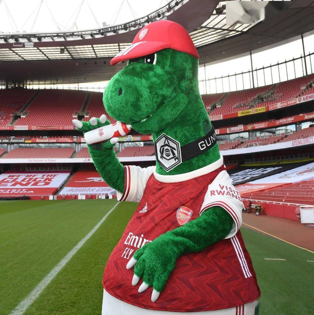 米体阿森纳已和索博斯洛伊经纪人开启谈判违约金2500万佩佩抱怨踢不上