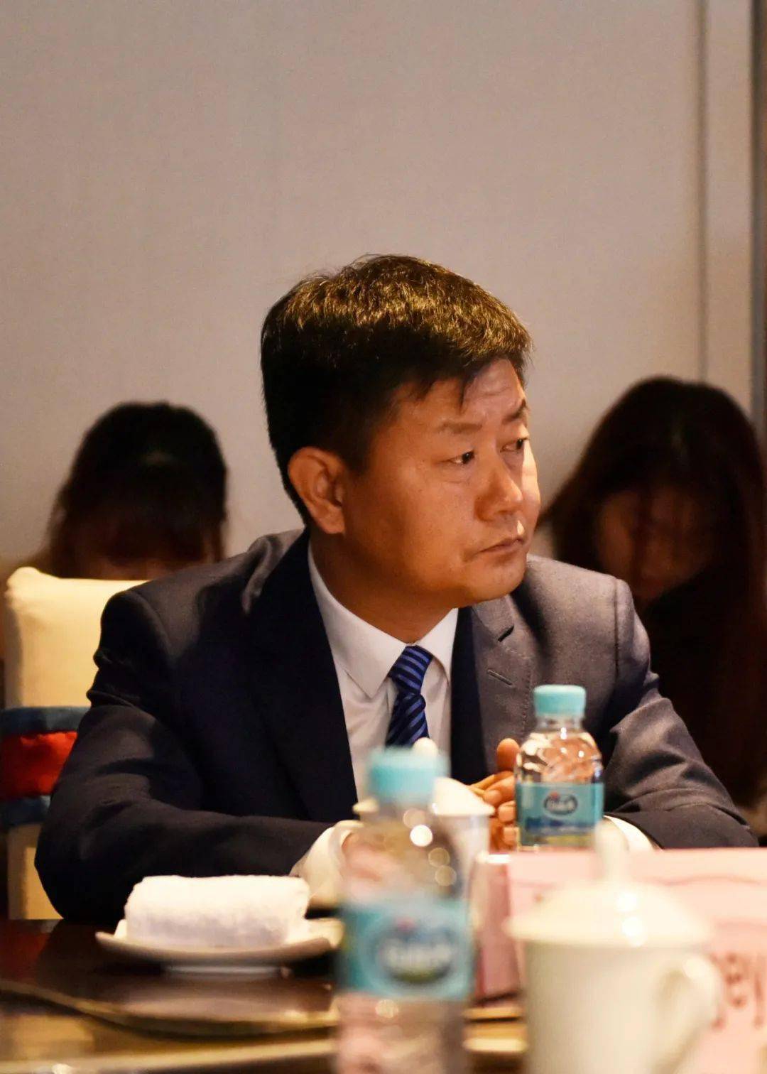 end图片作者:李今女编辑:刘达