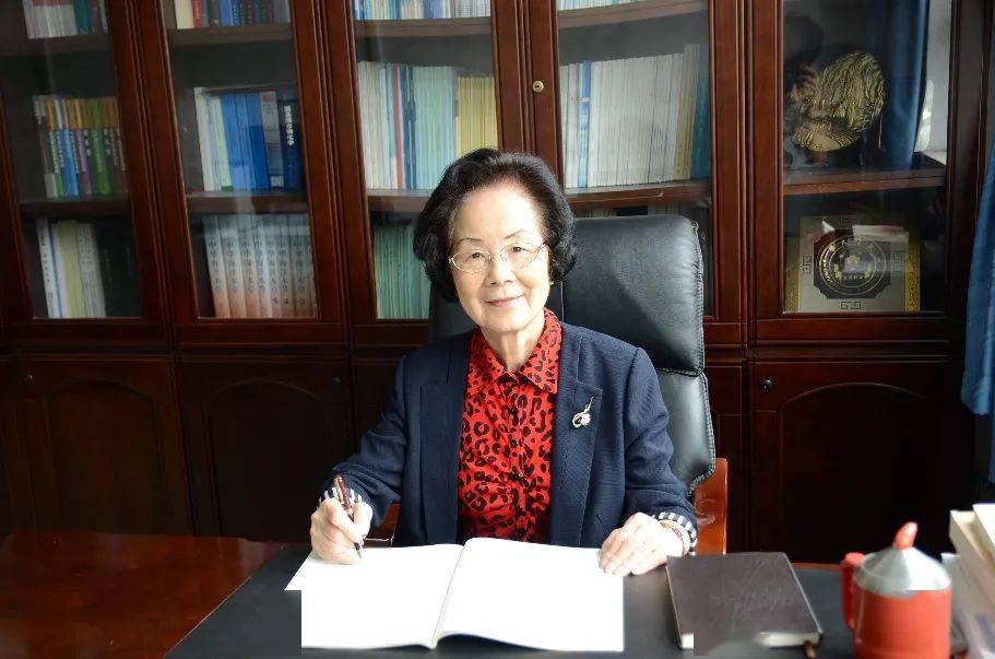 人物张俐娜中国绿色化学的先驱和斗士