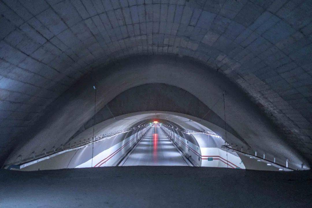 情系杨林,中铁十四局建设者与"亚洲第一隧"的2000多个日夜_隧道