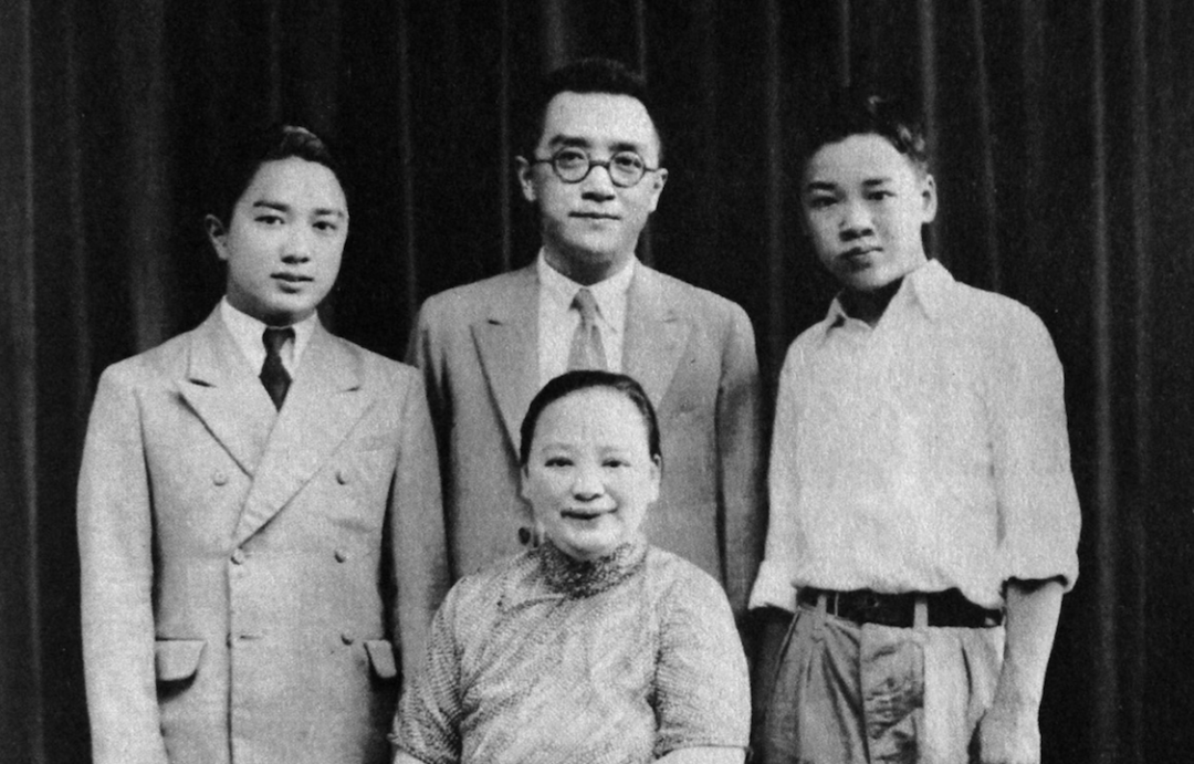 一个小脚村妇,凭啥让胡适爱了45年,蒋介石也让她,张爱玲赞她?_江冬秀