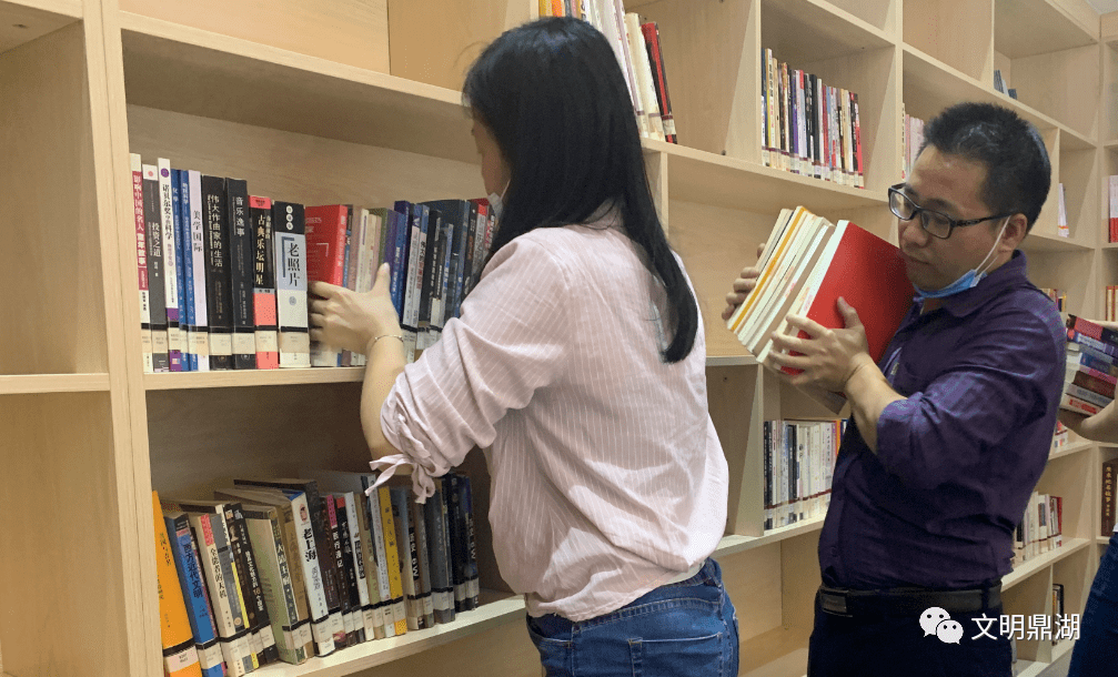 鼎湖区新时代文明实践中心让沉淀的图书流动起来