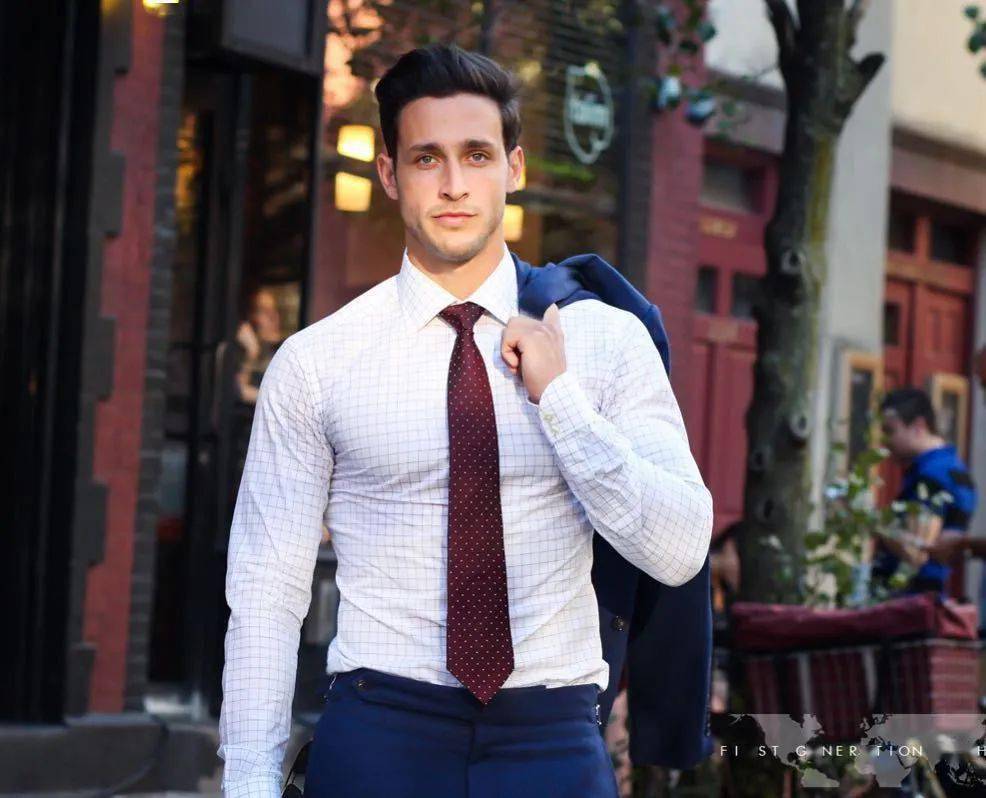 90后北美最帅医生科普新冠意外走红明星颜值超模身材自