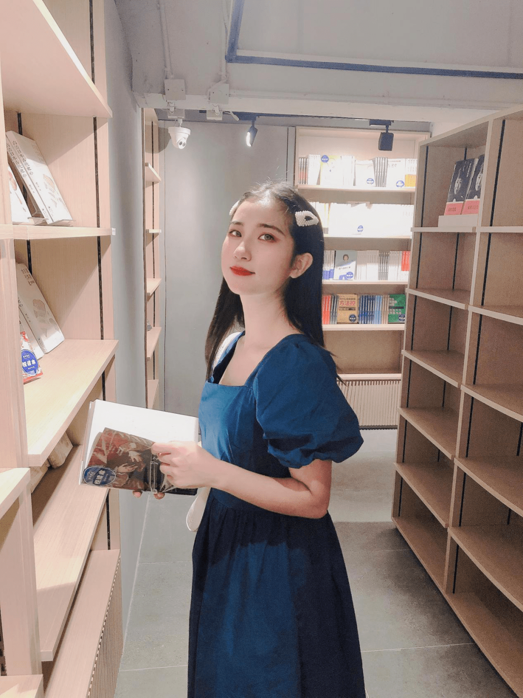 广东一95后大专女生,刚毕业就开公司年入百万!