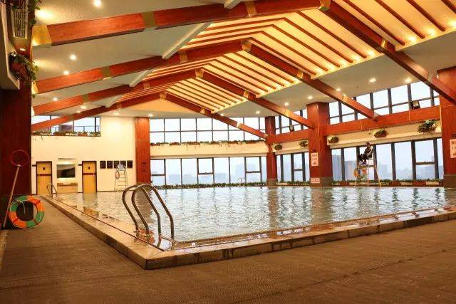 健身教练月薪20000老板表示他们的薪水比这个更高