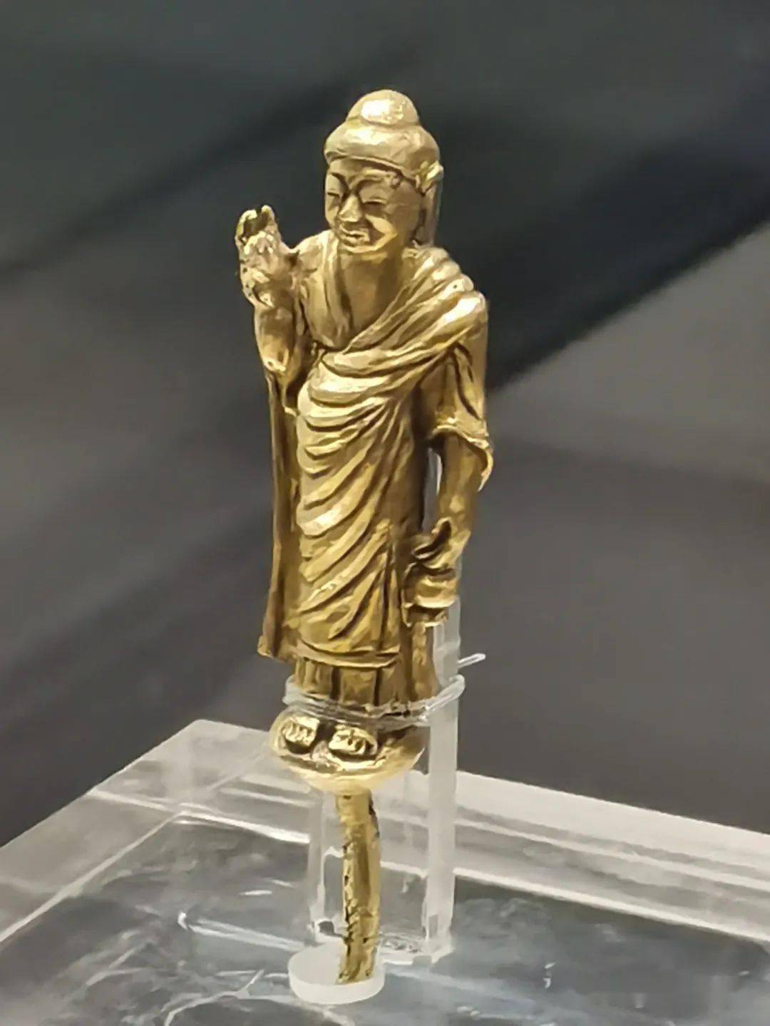 唐代渤海国佛造像:唐代渤海国天门军之印:金代铜灯座:新石器时代桂叶