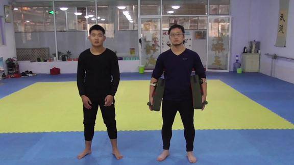 泰安跤龙武馆散打自学基础进攻阻击正蹬腿的动作与用法