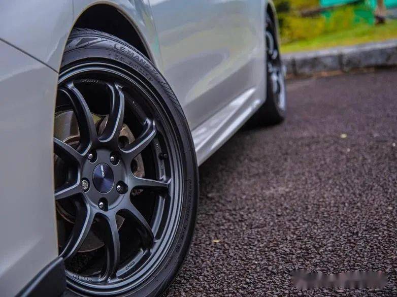 enkeipf09超便宜但力量感十足的性能轮圈2020年9月最新登场酷乐汽车